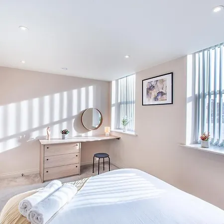 Daire Luxury-style 2br - Heart Of Centre - Sleeps 5 *