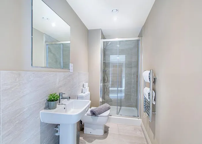 Modern 2br - 5 Min Walk To Centre - Sleeps 5 Leeds (West Yorkshire)