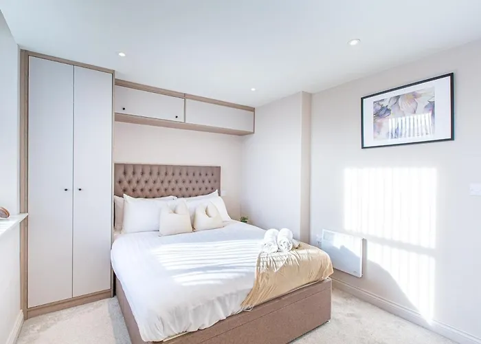 Leeds City Centre Stay - 2 Bed - Sofa Sleeps 5 Leeds (West Yorkshire)