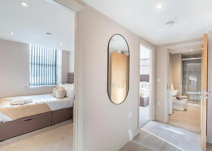 Apartment Leeds City Centre Stay - 2 Bed - Sofa Sleeps 5